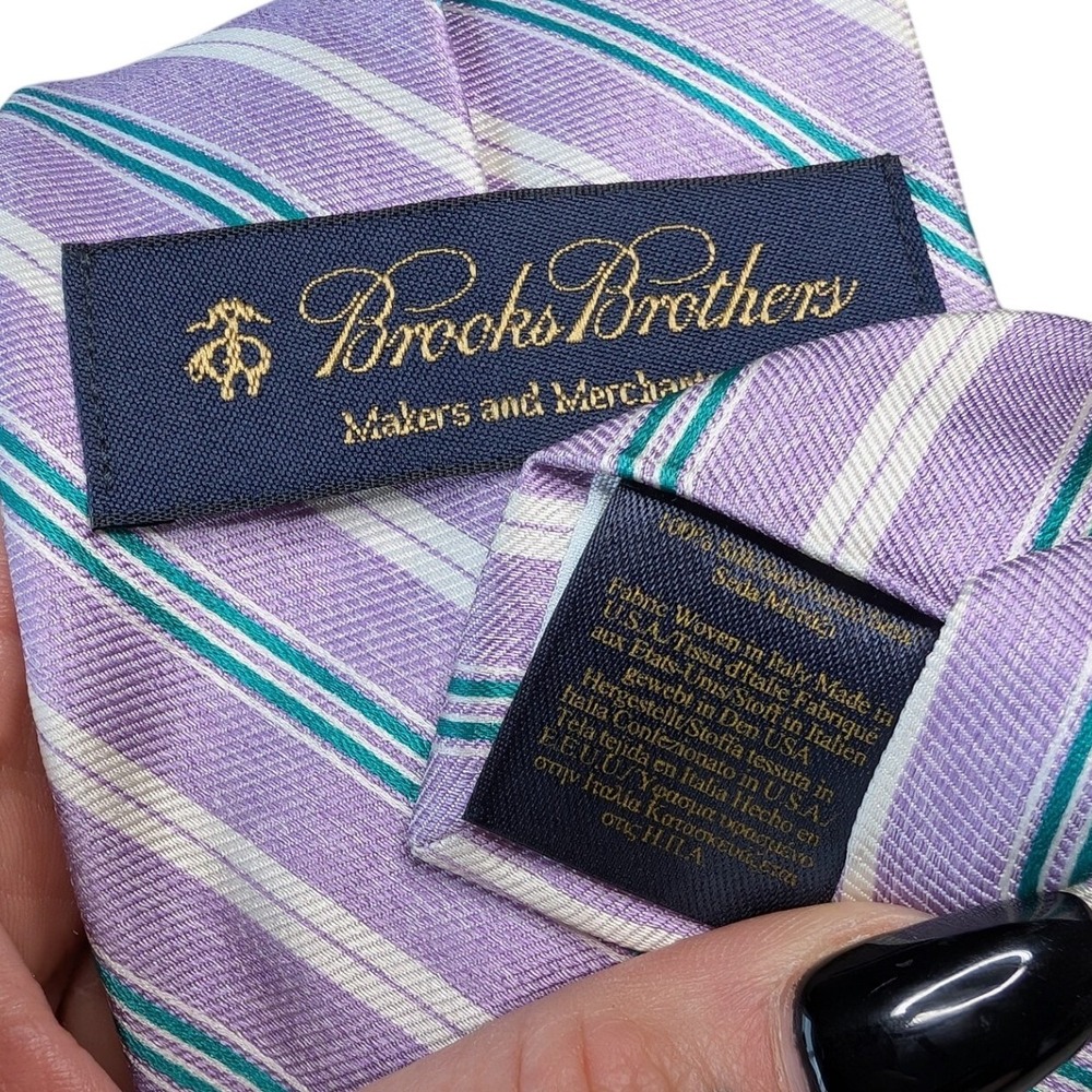 Brooks Brothers purple striped silk neck tie strip pattern - Picture 4 of 4